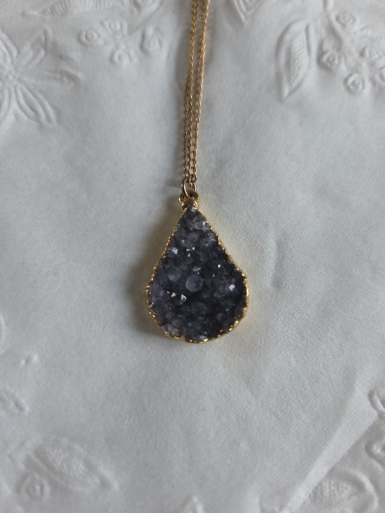 Jewelry - AMETHYST🍾Nwot🍾Gold Teardrop Druzy Pendant Necklace